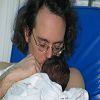 Ce que c'est bon de dormir dans les bras de Papa!
2005-05-05