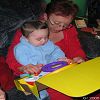 Grand-Maman Fanfan me montre � conduire.
2005-12-23